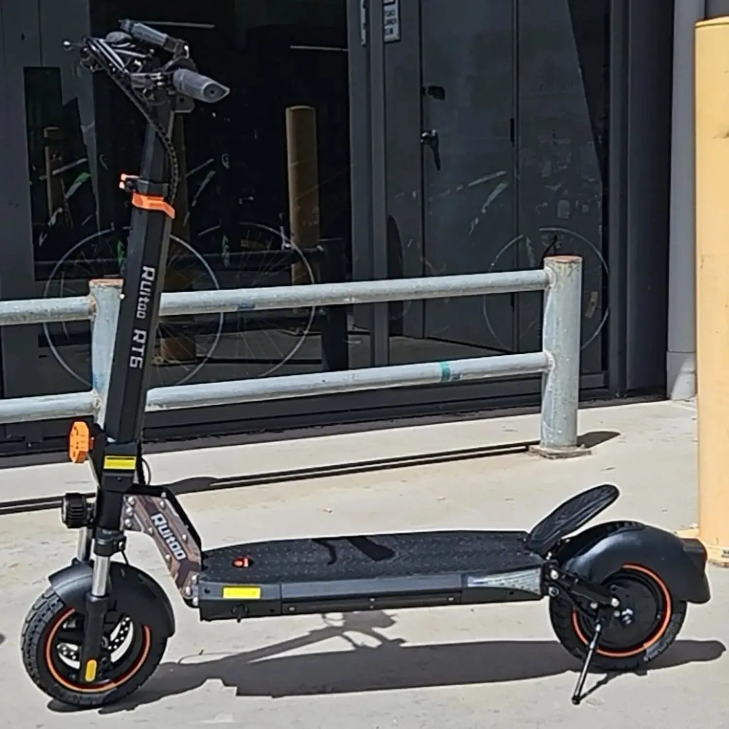 Ruitoo RT6 Electric Scooter